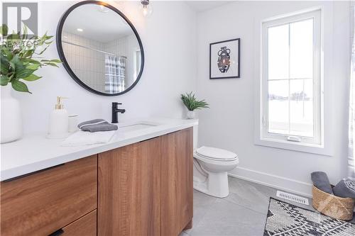 1691 Sharon Street, Hallville, ON - Indoor Photo Showing Bathroom