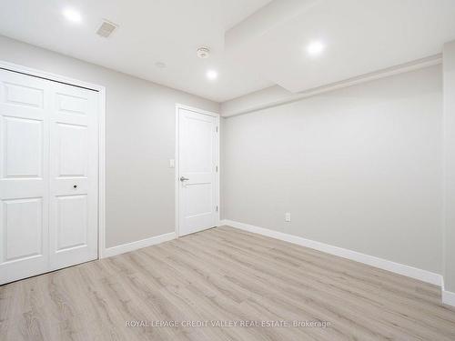 26 Maple Tr, Caledon, ON - Indoor Photo Showing Other Room