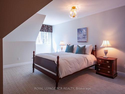 20736 Mississauga Rd, Caledon, ON - Indoor Photo Showing Bedroom