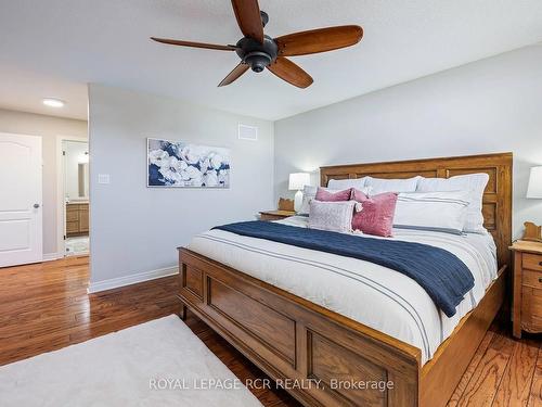 8 Madill Dr, Mono, ON - Indoor Photo Showing Bedroom