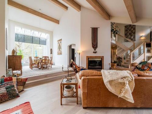 604 Stansfield Road, Kamloops, BC - Indoor Photo Showing Living Room With Fireplace