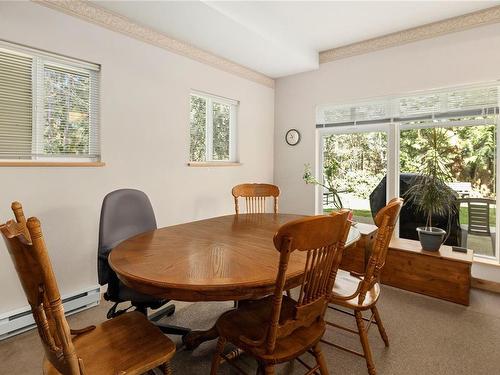 109-2777 Barry Rd East, Mill Bay, BC - Indoor Photo Showing Dining Room