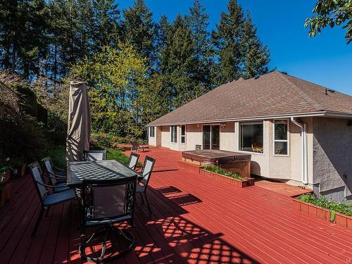 6006 Chippewa Rd, Duncan, BC - Outdoor With Deck Patio Veranda