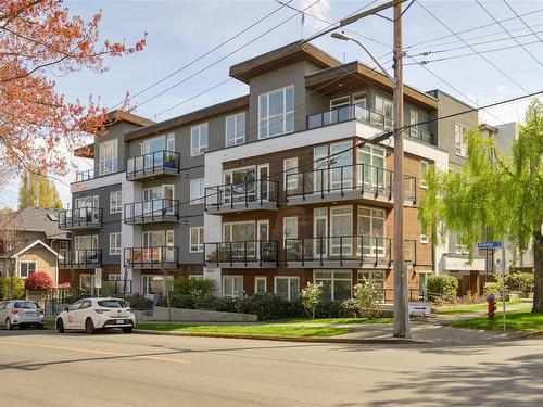 402-300 Michigan St, Victoria, BC - Outdoor With Balcony