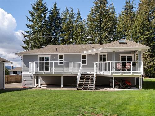 7125 Deer Rd, Lake Cowichan, BC - Outdoor With Deck Patio Veranda