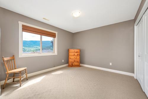 516 Middleton Way, Coldstream, BC - Indoor