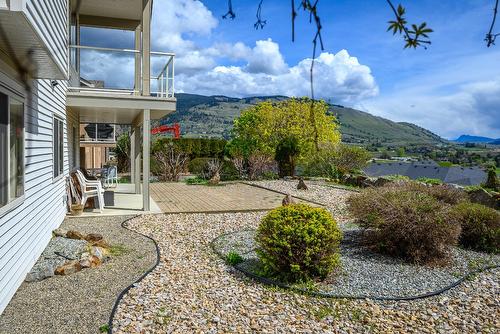 516 Middleton Way, Coldstream, BC - Outdoor