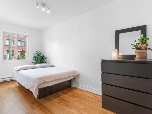 Chambre Ã Â coucher - 7390 Rue De Lanaudière, Montréal (Villeray/Saint-Michel/Parc-Extension), QC - Indoor Photo Showing Bedroom
