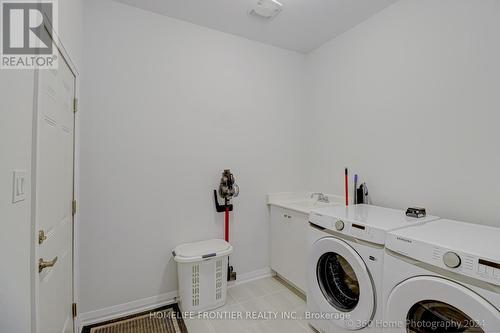 759 Green Street, Innisfil, ON - Indoor Photo Showing Laundry Room