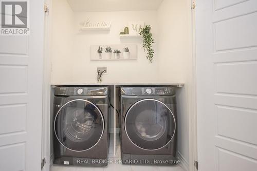 1257 Walnut Landing, Milton, ON - Indoor Photo Showing Laundry Room