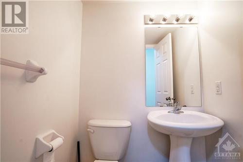 970 Klondike Road, Kanata, ON - Indoor Photo Showing Bathroom