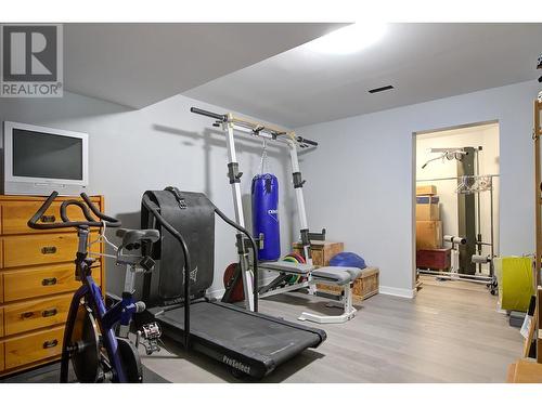 5812 Richfield Place, Vernon, BC - Indoor Photo Showing Gym Room