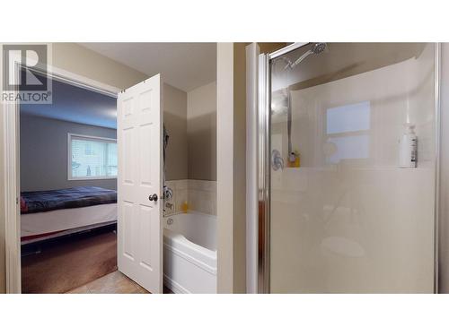 2854 Auburn Road, West Kelowna, BC - Indoor Photo Showing Bathroom