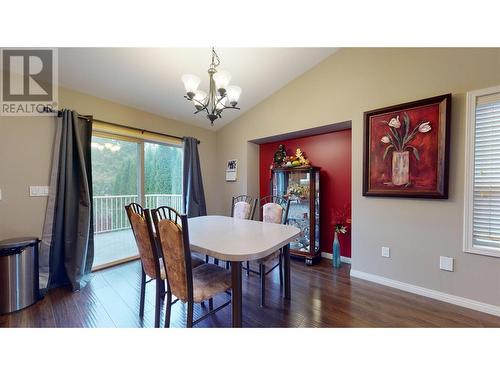 2854 Auburn Road, West Kelowna, BC - Indoor Photo Showing Dining Room