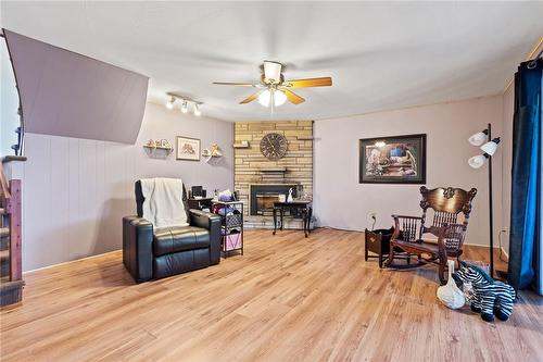 16 Lockview Crescent, St. Catharines, ON - Indoor With Fireplace