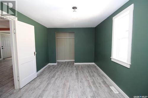 224 Front Street, Eastend, SK - Indoor