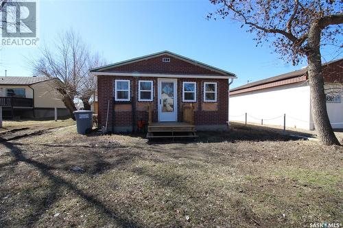 224 Front Street, Eastend, SK - Outdoor