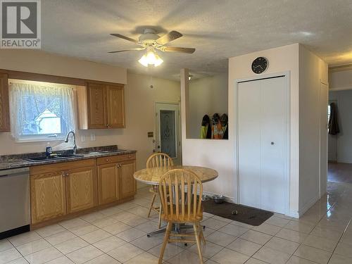 40 Pearson Dr, Elliot Lake, ON - Indoor Photo Showing Kitchen