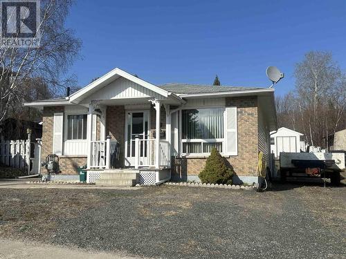 40 Pearson Dr, Elliot Lake, ON - Outdoor With Facade