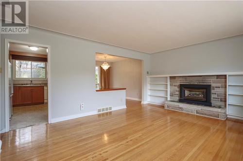 633 Beaton Avenue, Sudbury, ON - Indoor Photo Showing Living Room With Fireplace