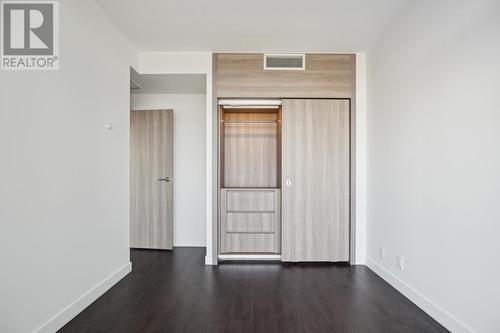 3803 4880 Lougheed, Burnaby, BC - Indoor Photo Showing Other Room