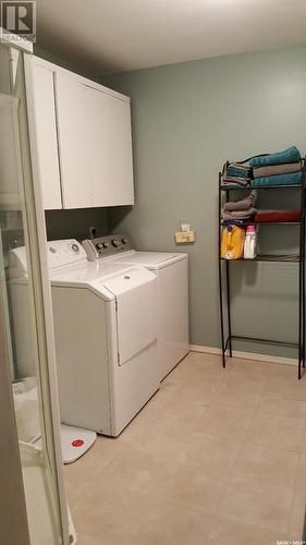 408 3Rd Avenue, Alameda, SK - Indoor Photo Showing Laundry Room