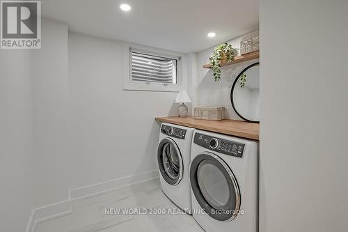 3453 Spruce Ave, Burlington, ON - Indoor Photo Showing Laundry Room