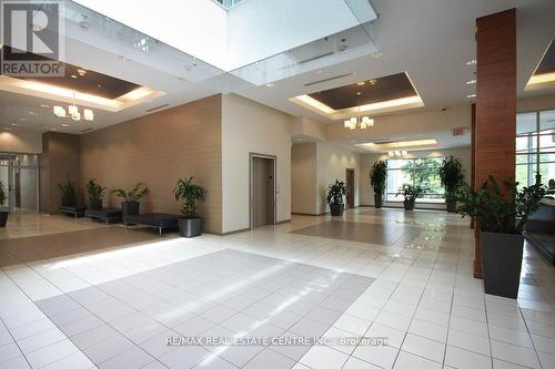 #1005 -1 Elm Dr, Mississauga, ON - Indoor Photo Showing Other Room