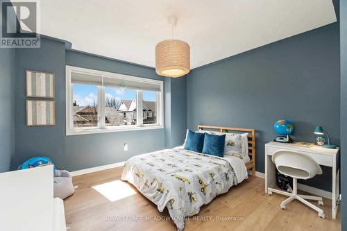 25 Somerville Rd, Halton Hills, ON - Indoor Photo Showing Bedroom