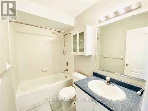 284 - 3030 Breakwater Court, Mississauga, ON - Indoor Photo Showing Bathroom