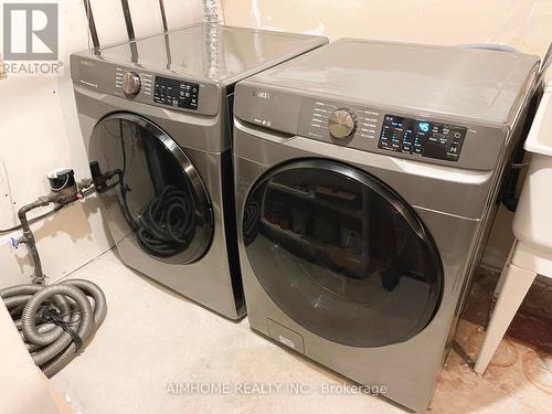 284 - 3030 Breakwater Court, Mississauga, ON - Indoor Photo Showing Laundry Room