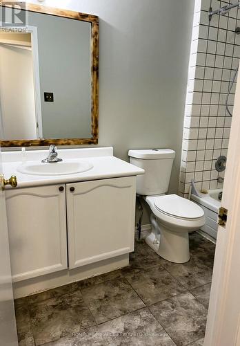 110 Oprington Crt, Kitchener, ON - Indoor Photo Showing Bathroom