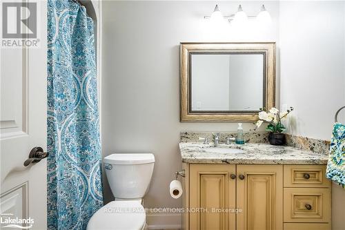 111 Earl Street, Wasaga Beach, ON - Indoor Photo Showing Bathroom