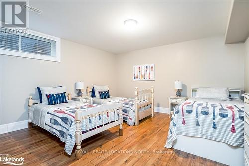 111 Earl Street, Wasaga Beach, ON - Indoor Photo Showing Bedroom
