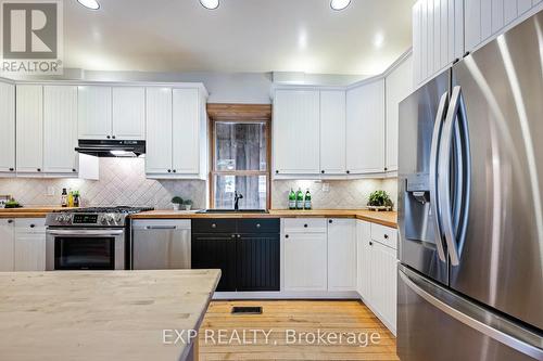 36 Ninth St, Collingwood, ON - Indoor Photo Showing Kitchen With Upgraded Kitchen