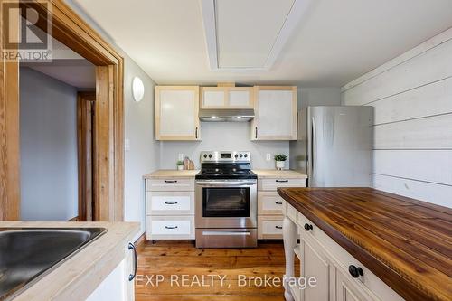 36 Ninth St, Collingwood, ON - Indoor Photo Showing Kitchen