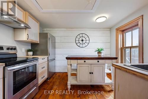 36 Ninth St, Collingwood, ON - Indoor Photo Showing Kitchen