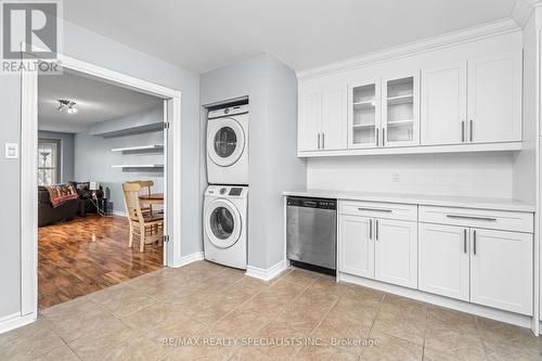 1290 Woodhill Crt, Mississauga, ON - Indoor Photo Showing Laundry Room