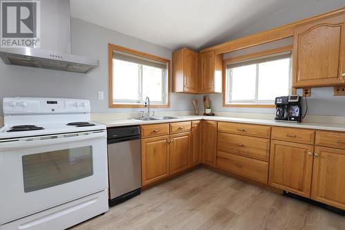 1958 Havilland Shores Dr, Goulais River, ON - Indoor Photo Showing Kitchen With Double Sink