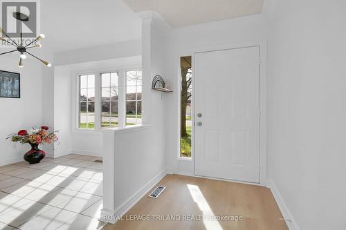 #44 -410 Ambleside Dr, London, ON - Indoor Photo Showing Other Room