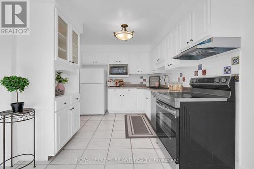 44 - 410 Ambleside Drive, London, ON - Indoor Photo Showing Kitchen