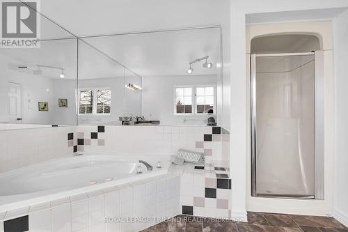 44 - 410 Ambleside Drive, London, ON - Indoor Photo Showing Bathroom