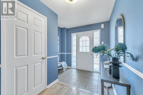 374 Rannie Rd, Newmarket, ON - Indoor Photo Showing Other Room