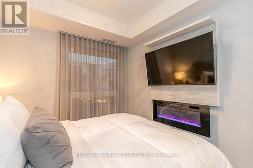 B315 - 271 Sea Ray Avenue, Innisfil, ON - Indoor Photo Showing Bedroom