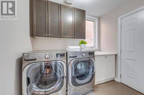 131 Riding Mountain Dr, Richmond Hill, ON - Indoor Photo Showing Laundry Room