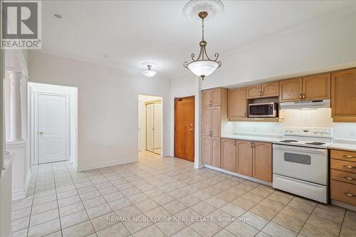 #114 -2506 Rutherford Rd, Vaughan, ON - Indoor Photo Showing Kitchen