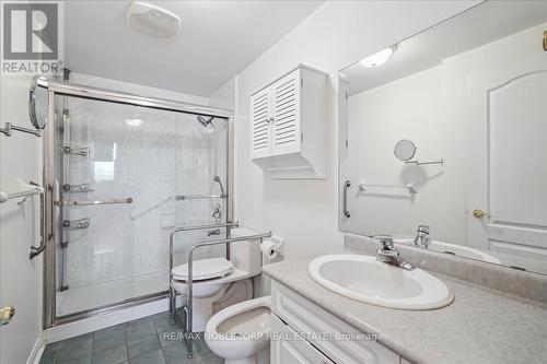 #114 -2506 Rutherford Rd, Vaughan, ON - Indoor Photo Showing Bathroom