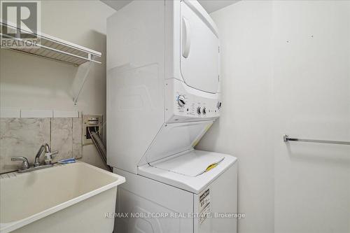 #114 -2506 Rutherford Rd, Vaughan, ON - Indoor Photo Showing Laundry Room