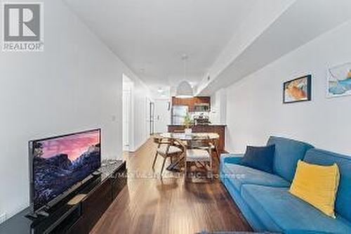 #309 -59 East Liberty St, Toronto, ON - Indoor Photo Showing Living Room
