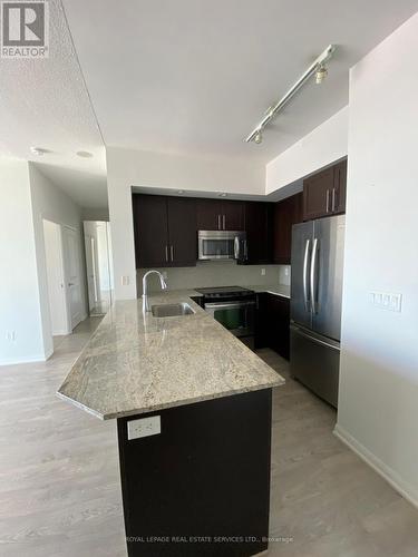 #2201 -85 East Liberty St, Toronto, ON - Indoor Photo Showing Kitchen